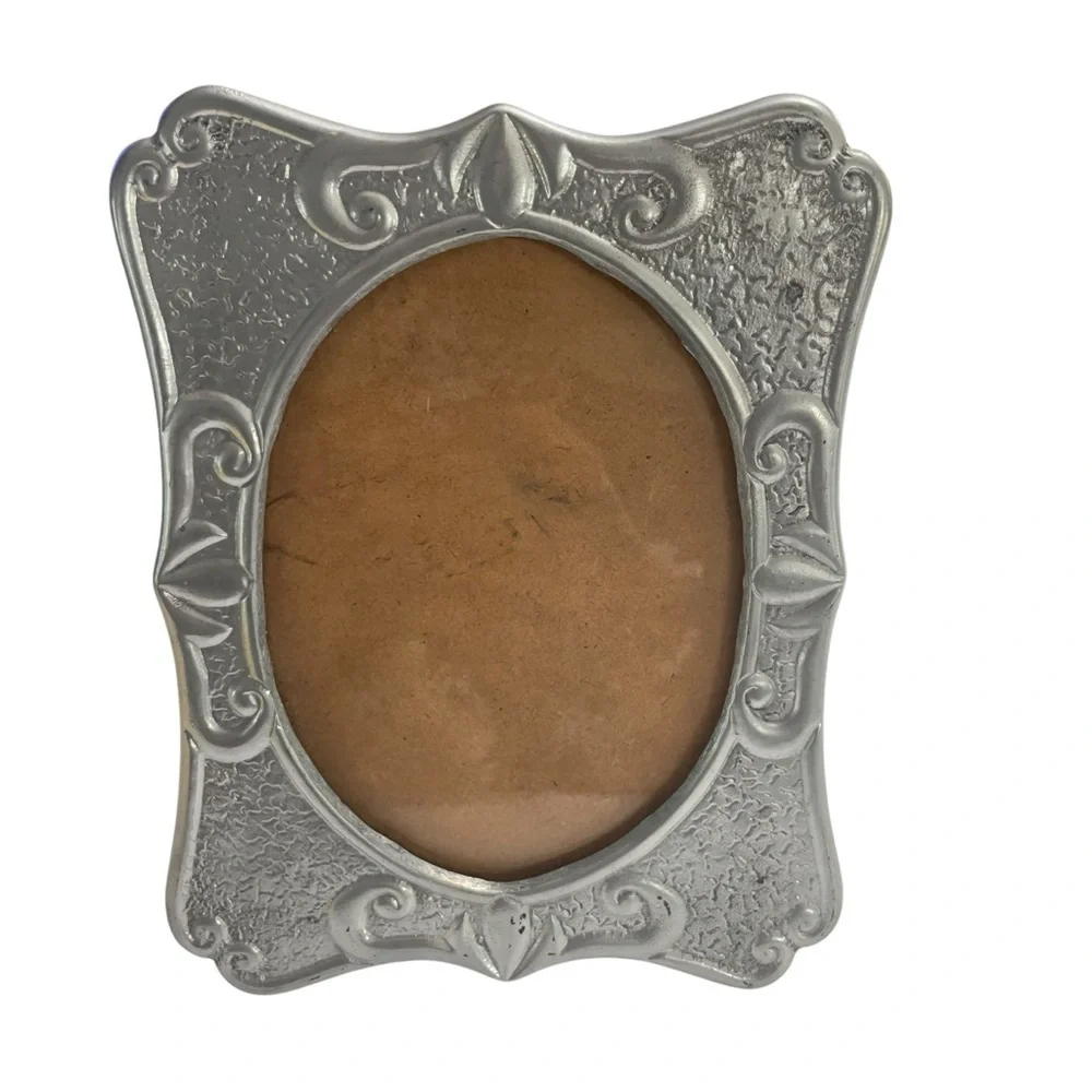 Vintage 1980s Mexican Pewter Picture Frame Spanish Colonial Ornate Curved Oval